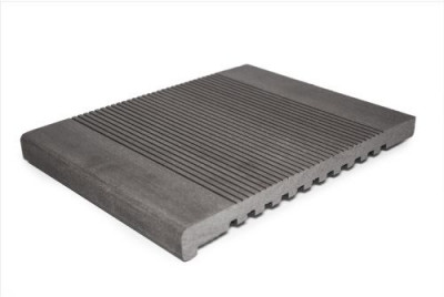 Ступень ДПК Grand Line 320х22мм Массив Графит 3м